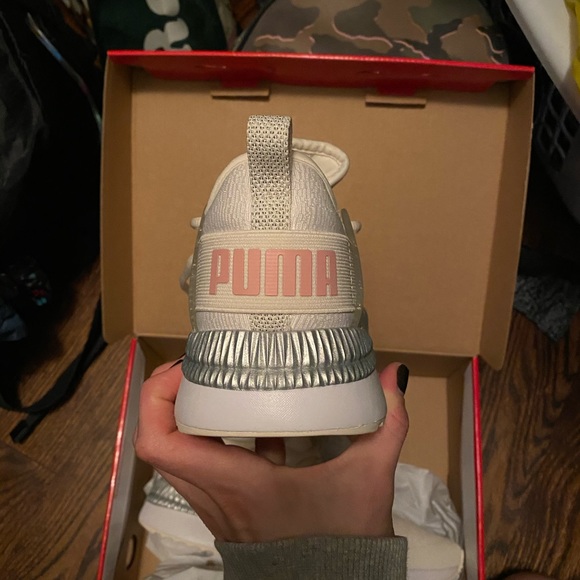BRAND NEW ‼️ Puma Pacer Next Cage Glitter ✨ - Picture 4 of 6